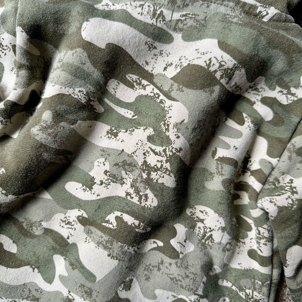Carhartt Toddler Green Camo Hoodie - Picture 7 of 7
